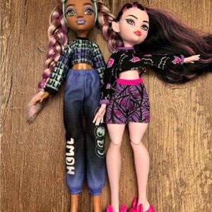 Monster High two doll Sam’s exclusive